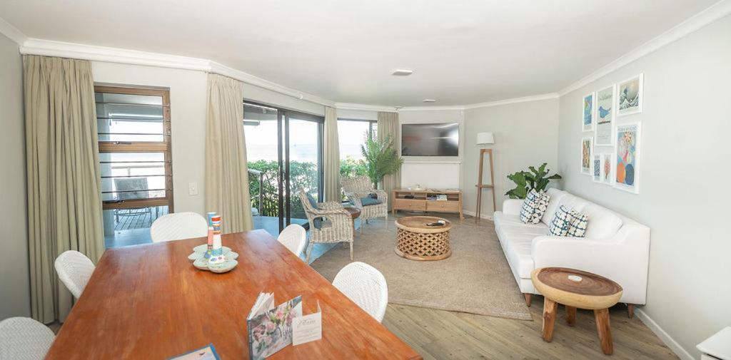Picnic Rock Seaside Accommodation Keurboomstrand Room photo